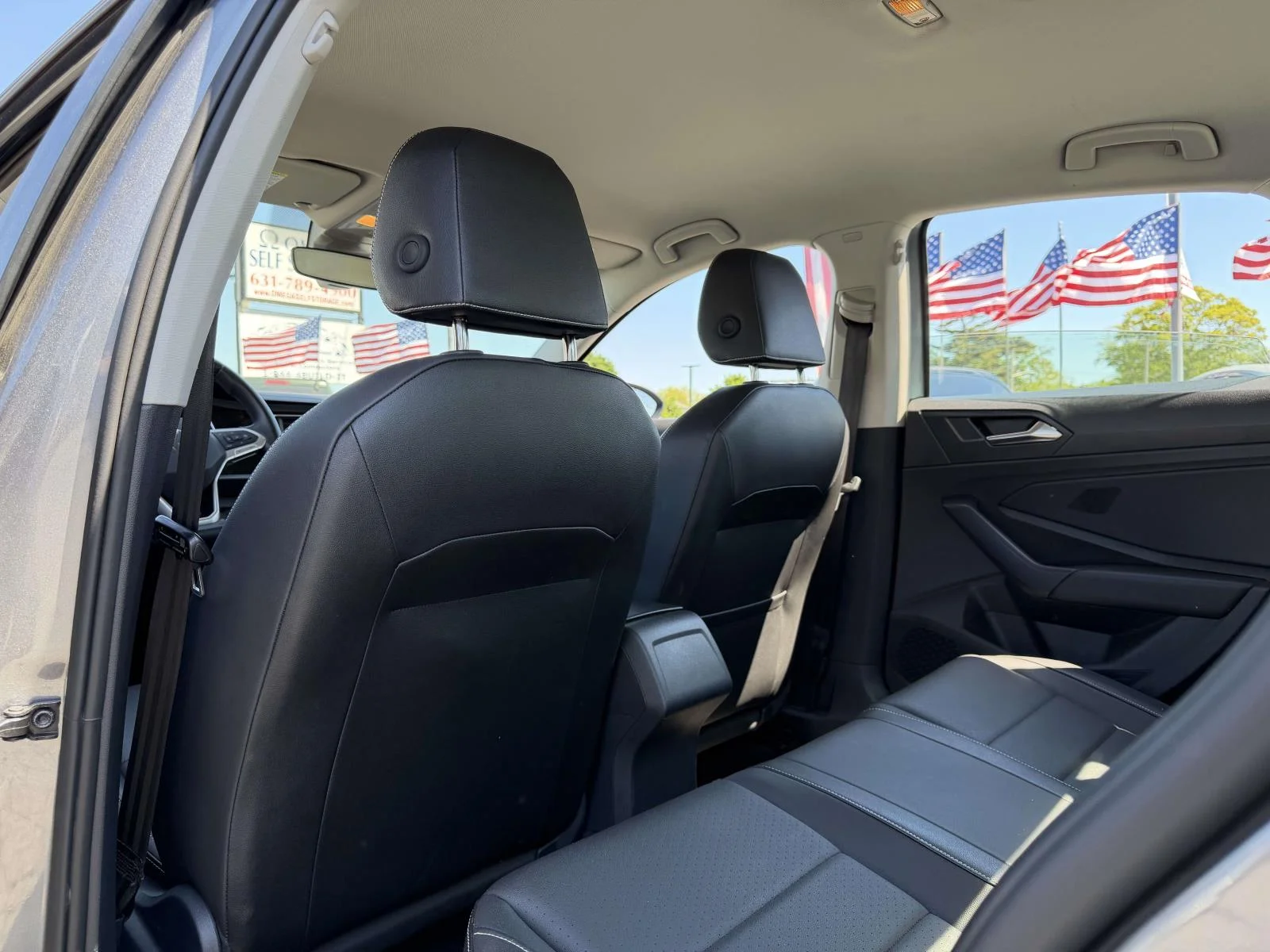 2024 Volkswagen Jetta SE - Photo 18