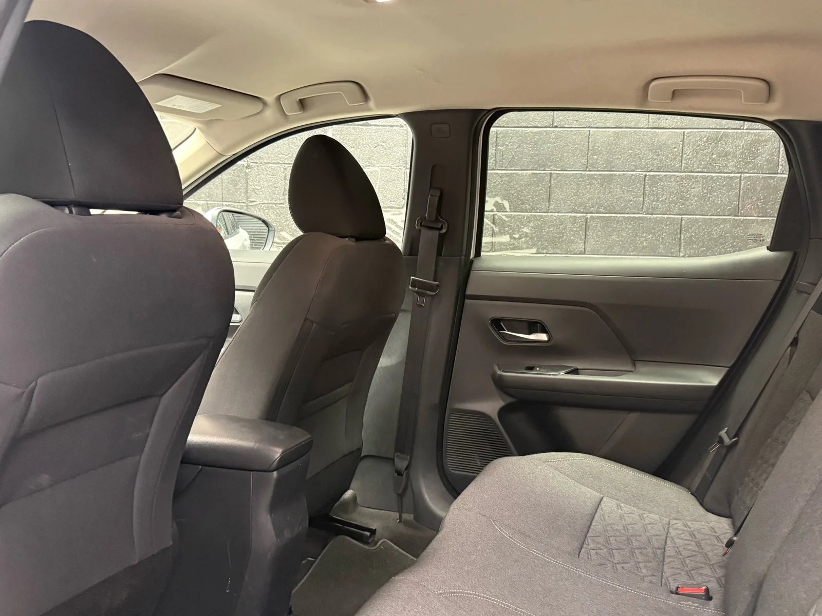 Used 2025 Fresh Powder (qm1) Nissan SV image 29