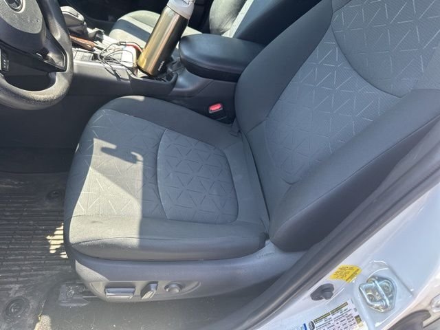 Used 2021 White Toyota XLE image 5