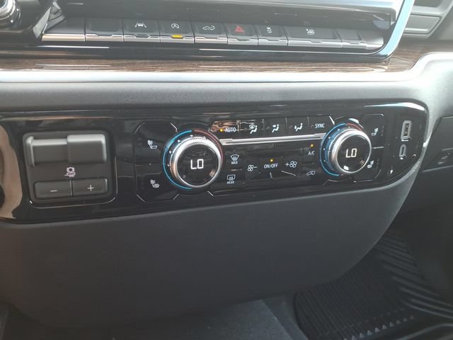 New 2026 Onyx Black GMC Elevation image 18