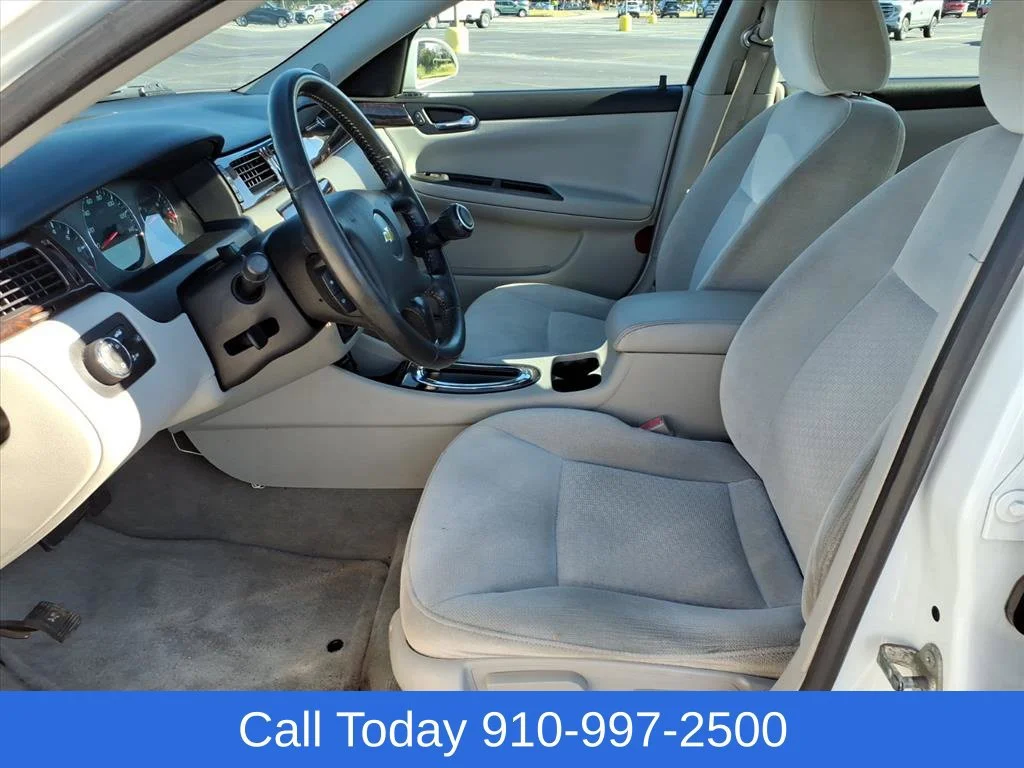 Used 2012 SUMMIT WHITE Chevrolet LT Fleet image 15
