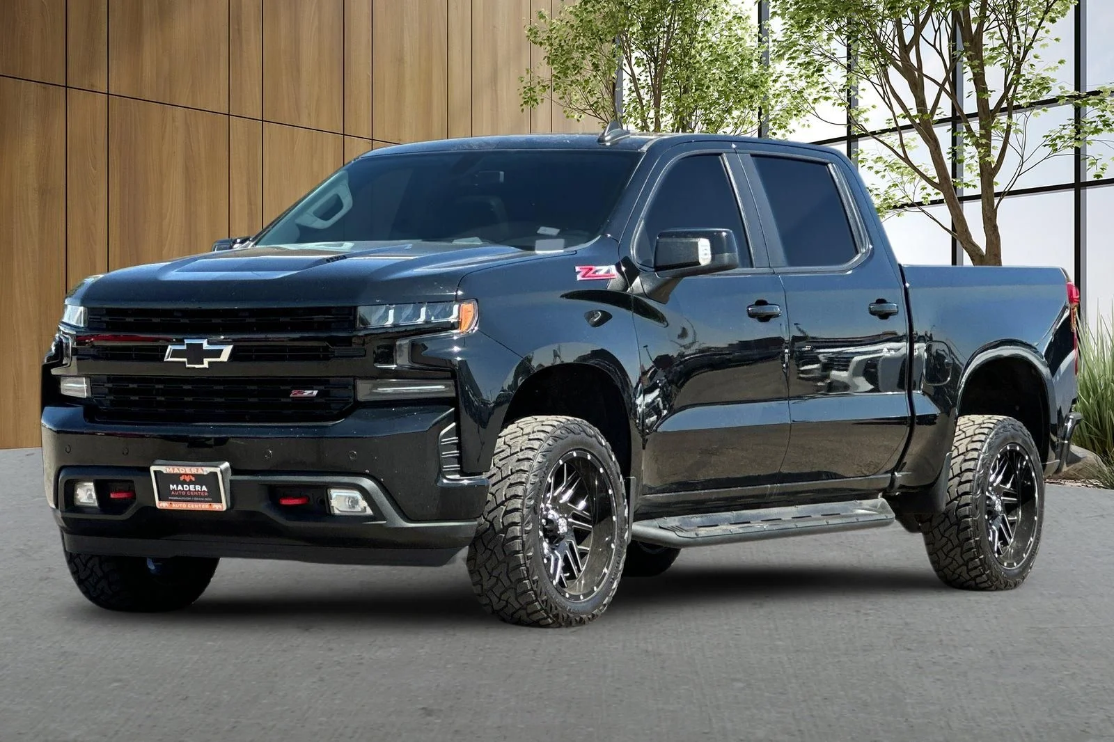 Used 2022 Black Chevrolet LT Trail Boss image 8