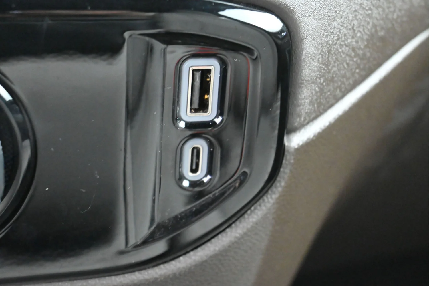 Used 2026 Sterling Gray Metallic Chevrolet LT image 18