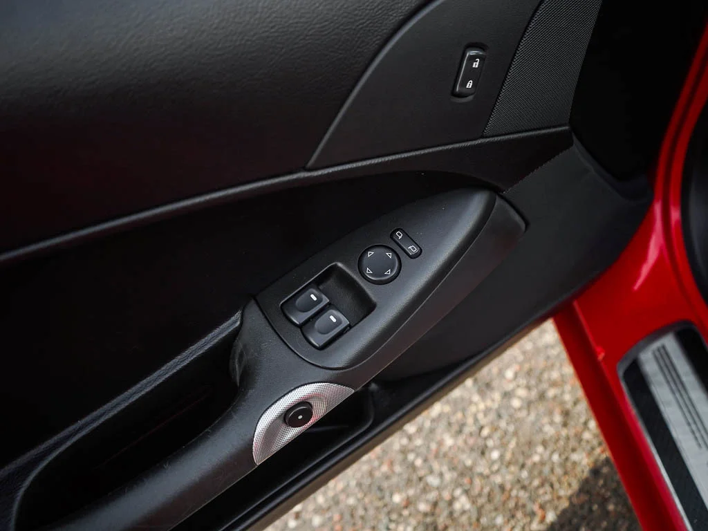 Used 2007 Victory Red Chevrolet NA image 18