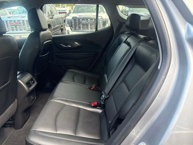 Used 2023 Silver GMC SLT image 23