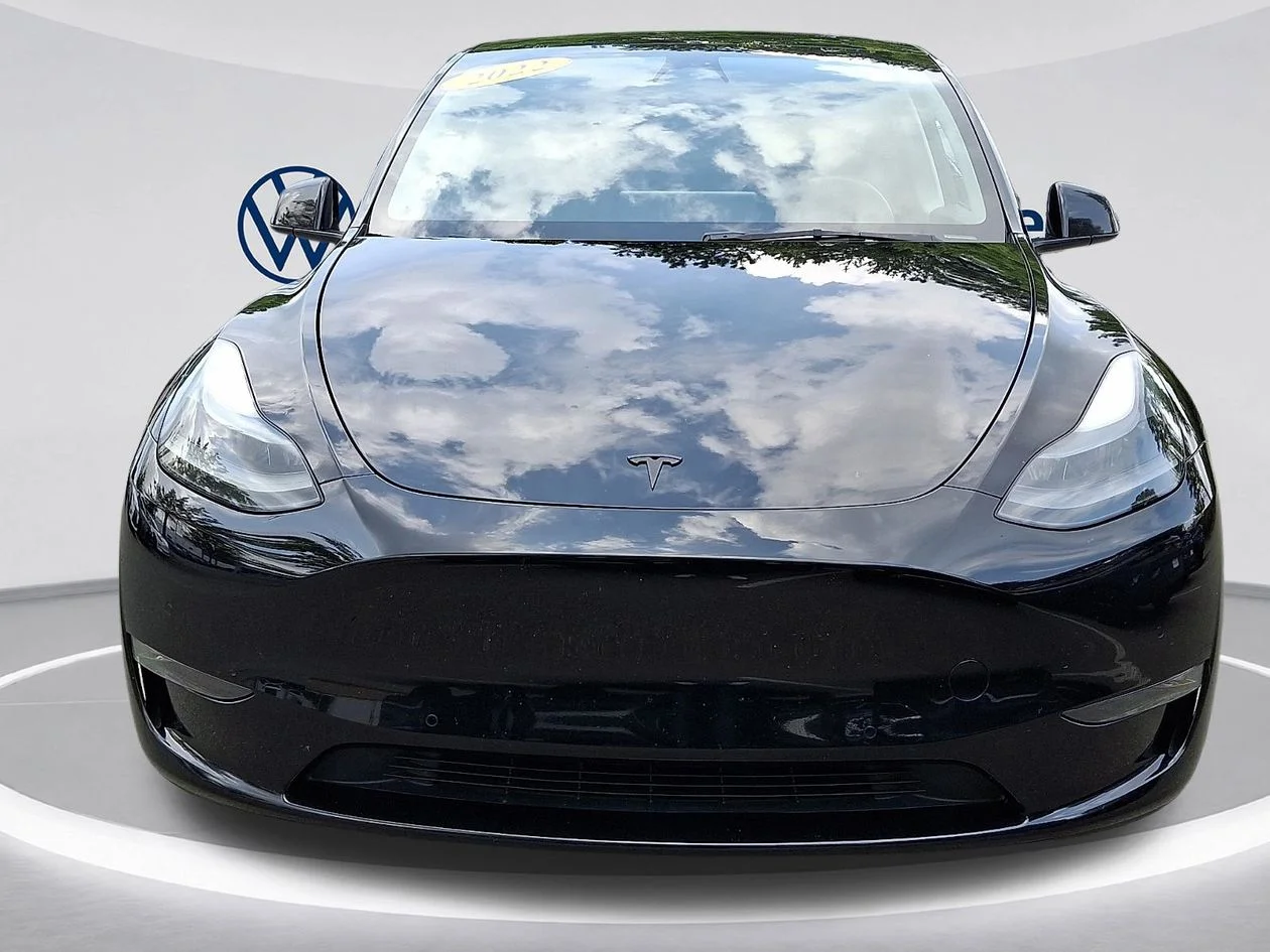 Used 2022  Tesla Long Range image 2
