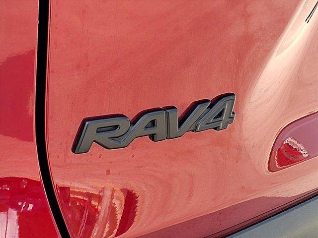 Certified Used 2025 RUBY FLARE PEARL* Toyota  image 10