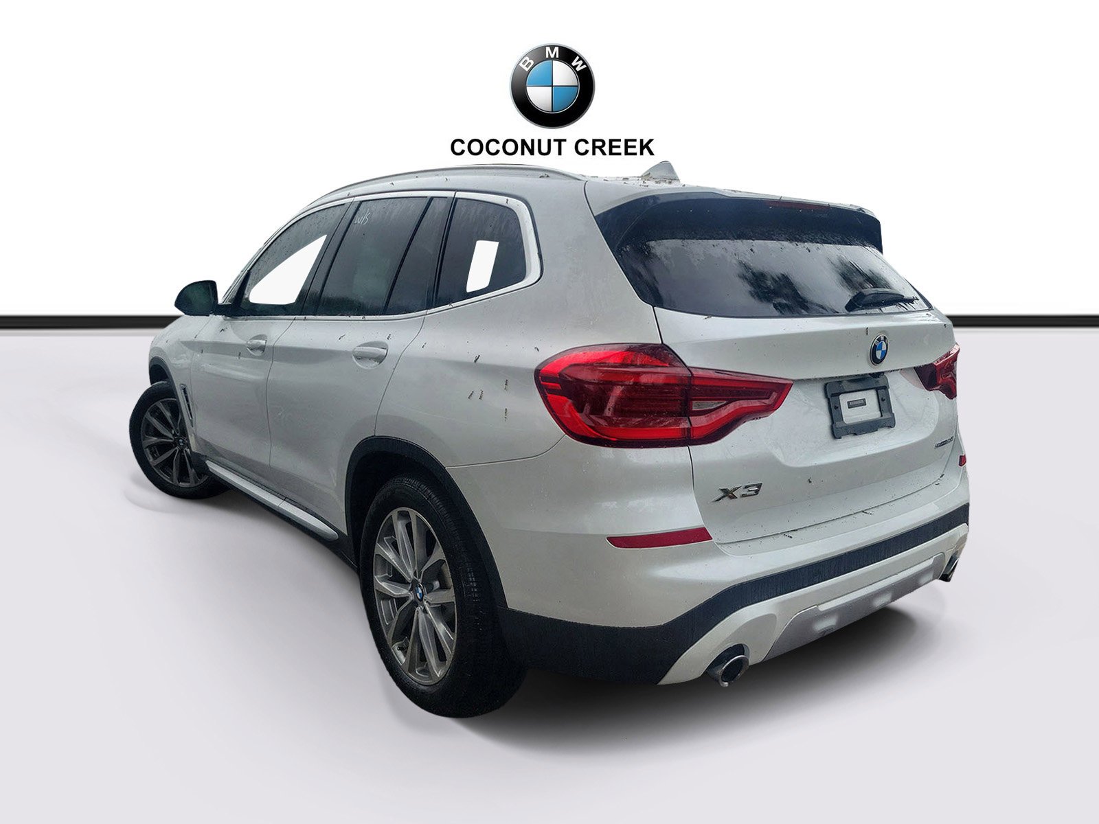 Used 2019  BMW sDrive30i image 3