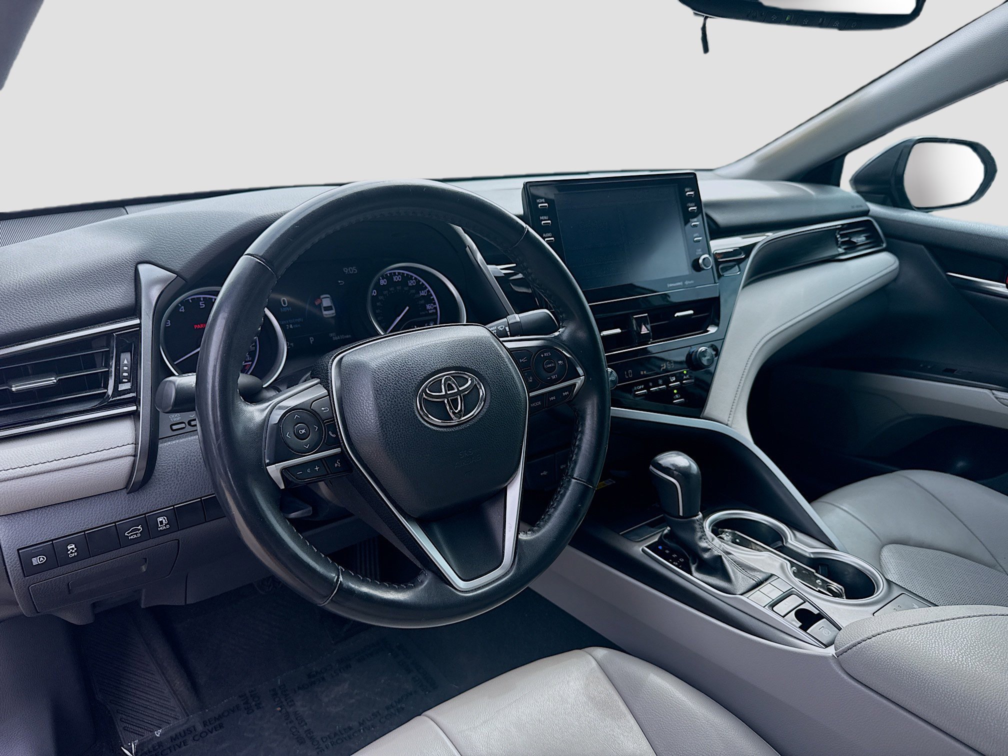 Used 2023 Predawn Gray Mica Toyota XLE image 6