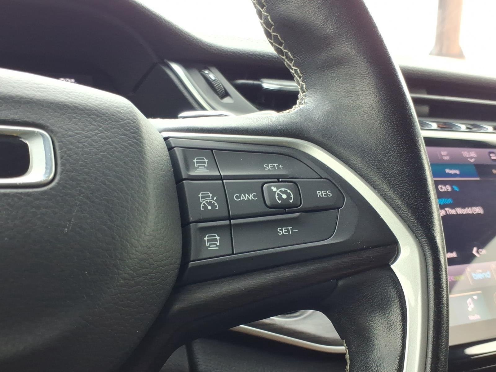 Used 2021 Diamond Black Crystal Pearlcoat Jeep Limited image 29