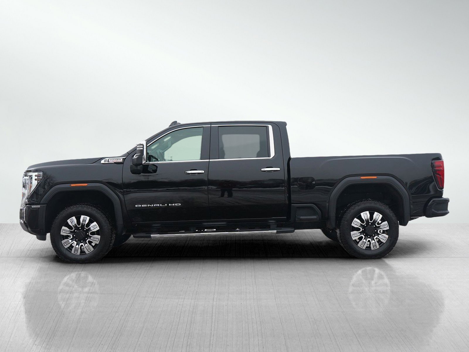 Used 2025 GMC Sierra 3500HD Denali with VIN 1GT4UWEY6SF167583 for sale in Bloomington, Minnesota