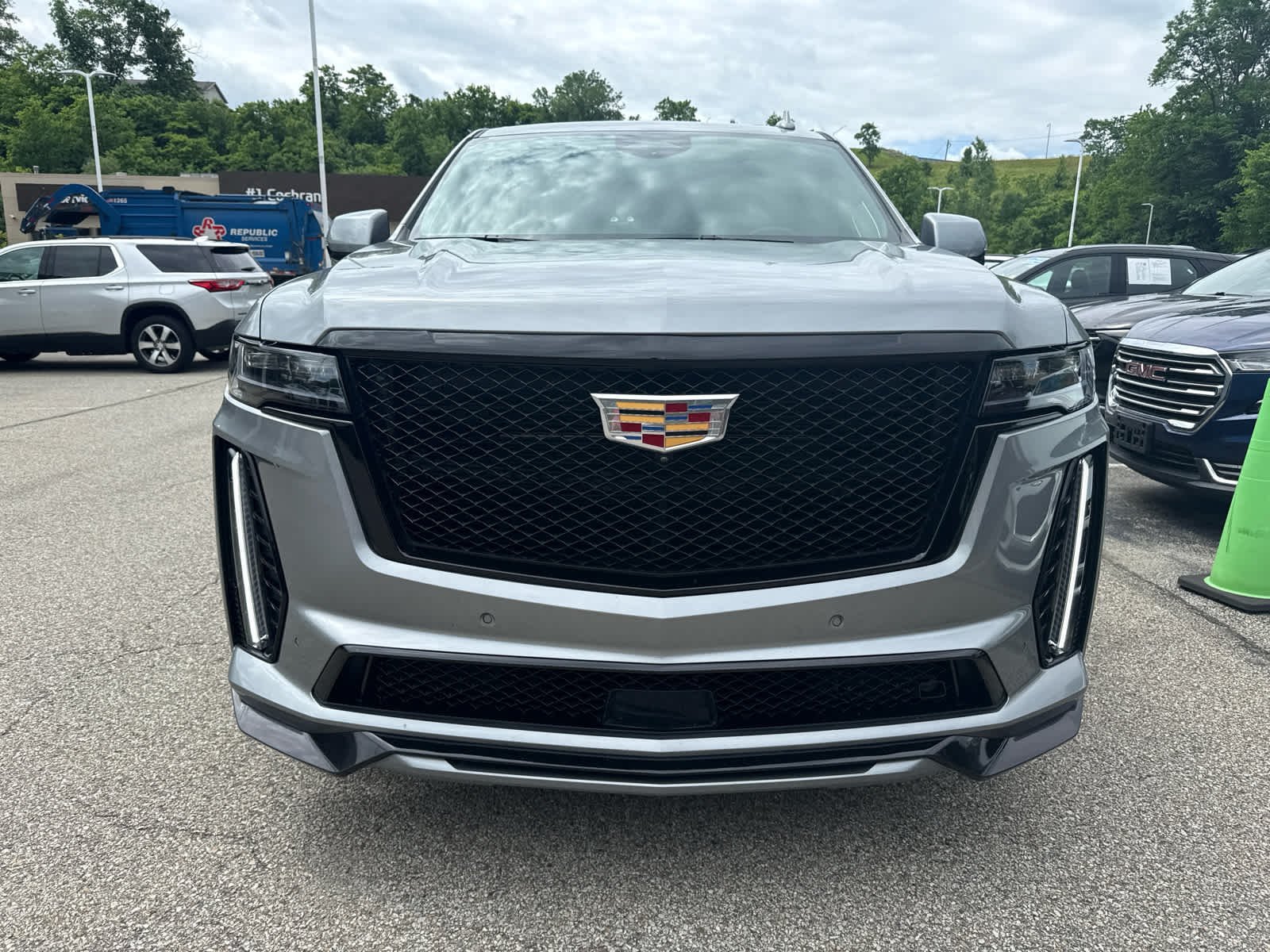 Certified Used 2023 Argent Silver Metallic Cadillac AWD V-Series image 2