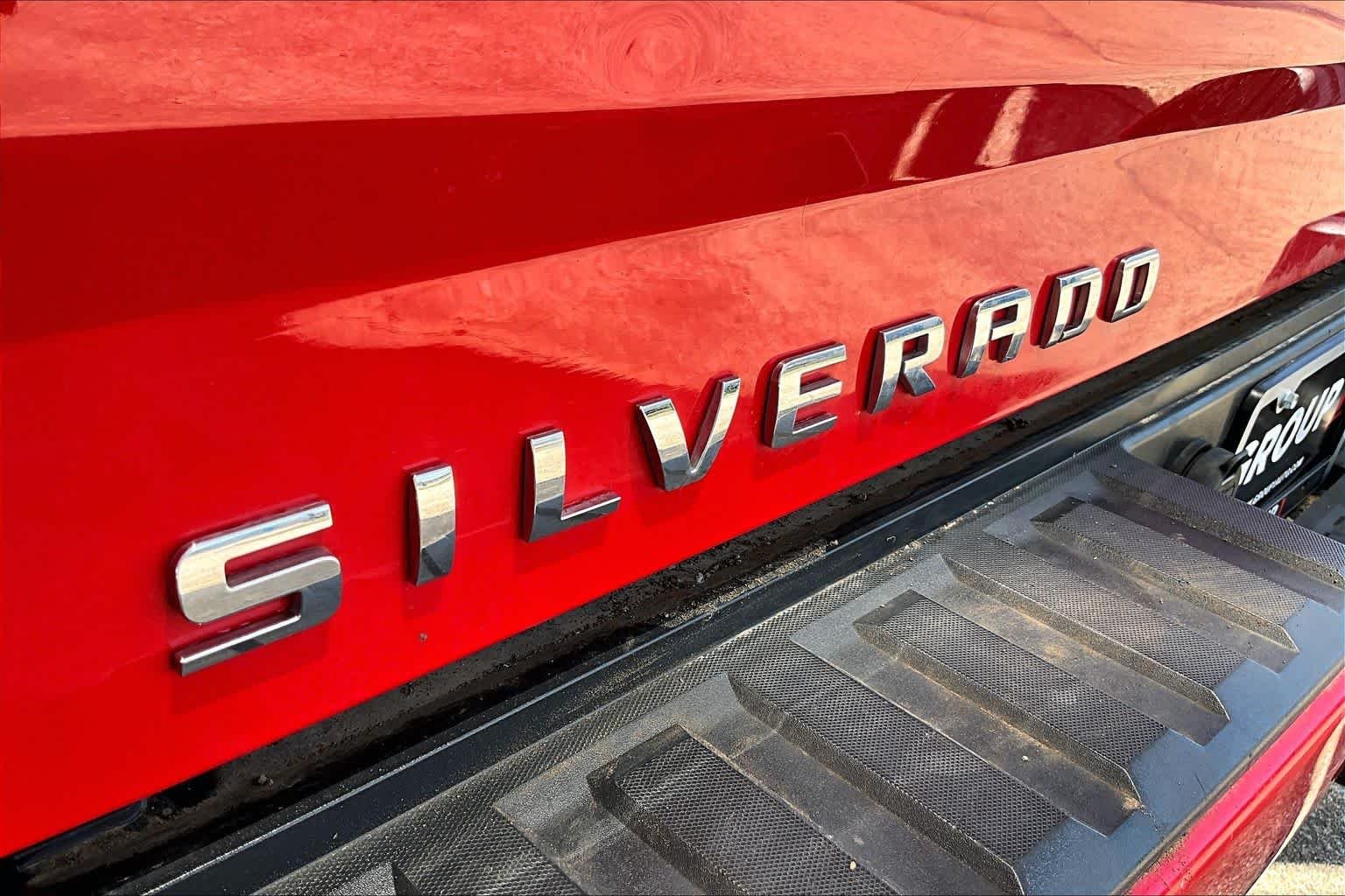 Used 2017 Red Hot Chevrolet LT image 30