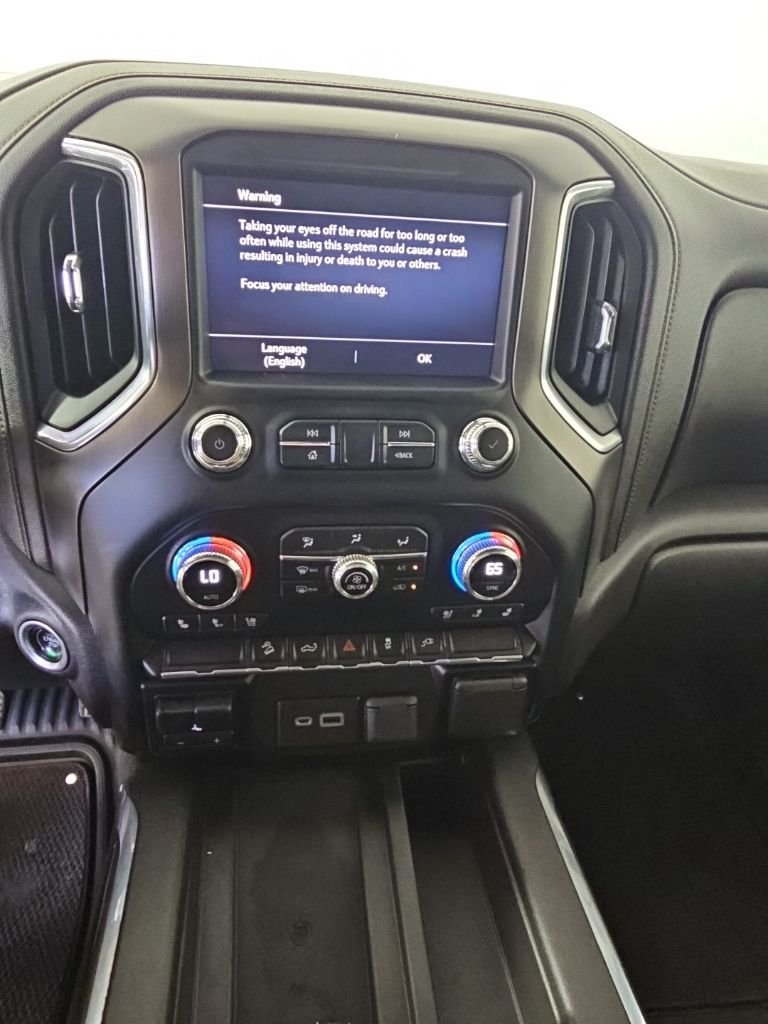 Used 2022 Red GMC AT4 image 24