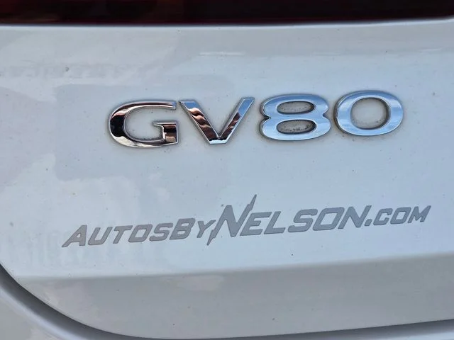 Used 2024 White Genesis 2.5T image 17
