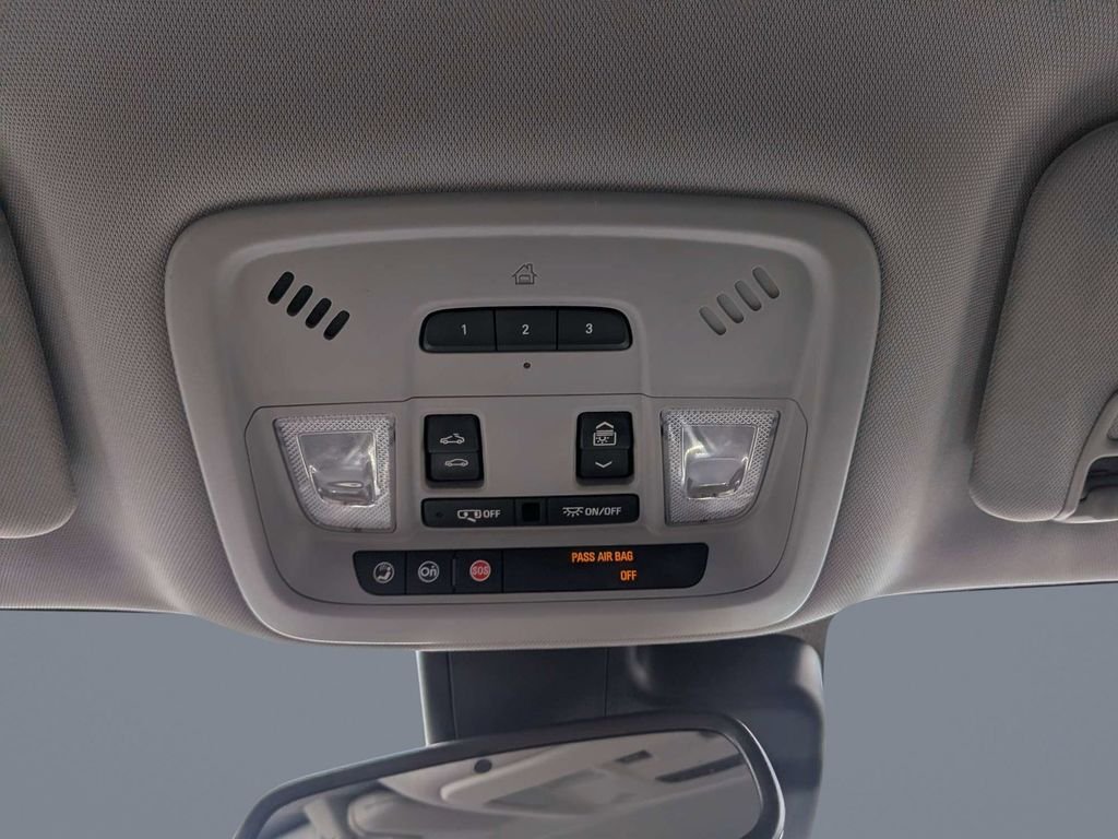 Used 2017 Gray Chevrolet Premier image 26