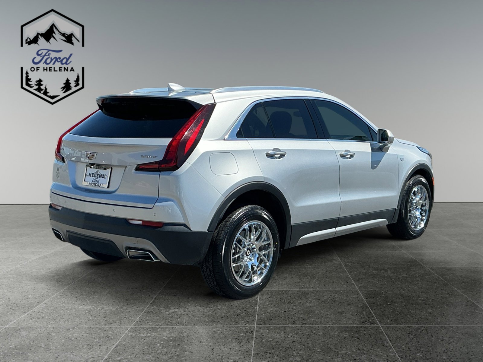 Used 2020 Radiant Silver Metallic Cadillac FWD Premium Luxury image 5