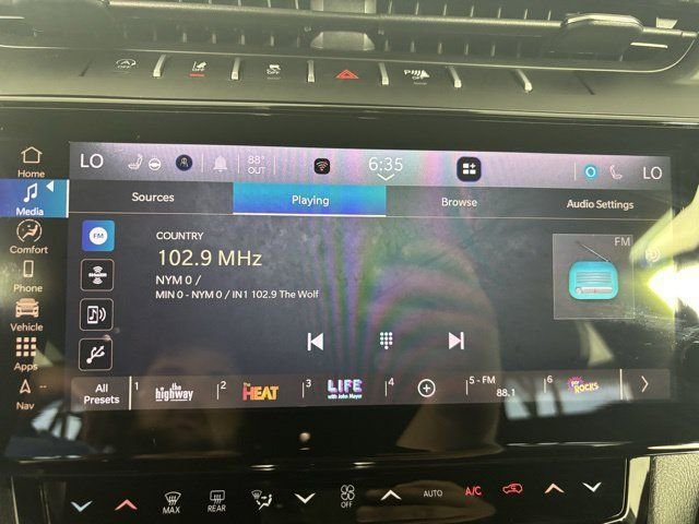 New 2026 White Jeep Altitude image 21
