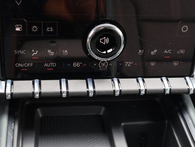 2026 GMC Acadia AT4 - Photo 26