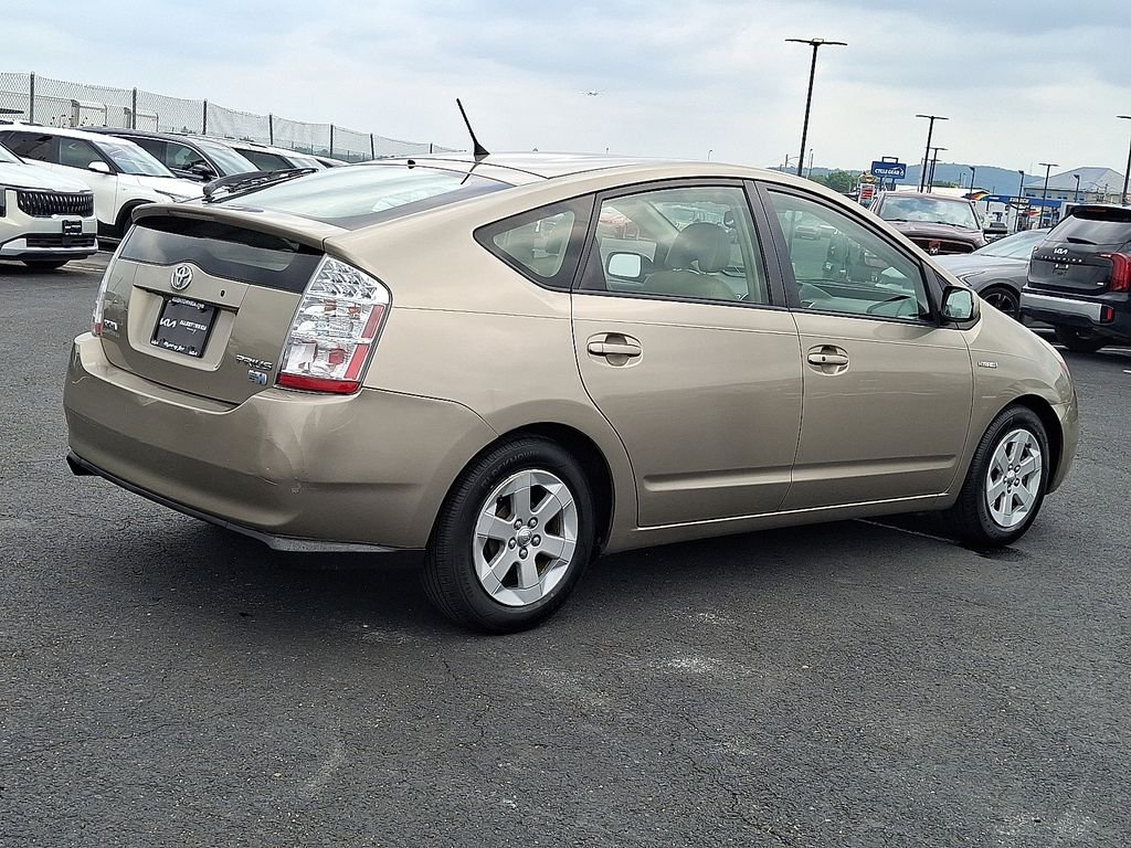 Used 2009 Beige Toyota  image 6
