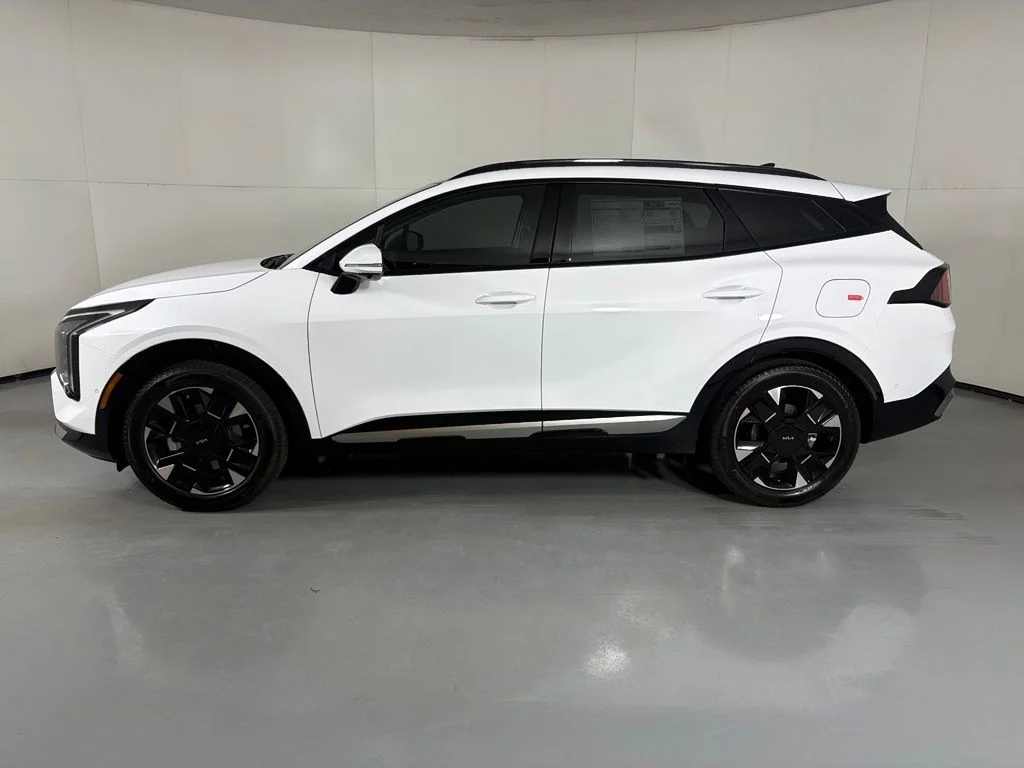 New 2026 White Kia SX-Prestige image 5