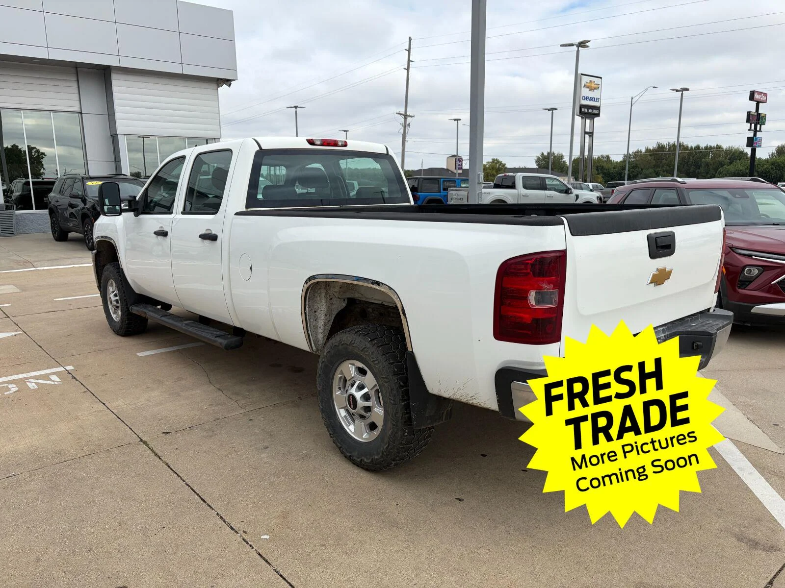 Used 2014 Summit White Chevrolet Work Truck image 2
