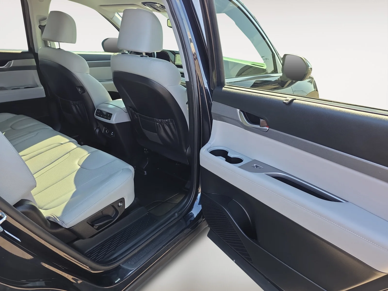 Used 2021 Moonlight Cloud Hyundai SEL image 12