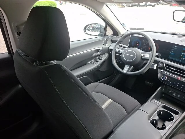 Used 2024 Gray Hyundai SEL image 14