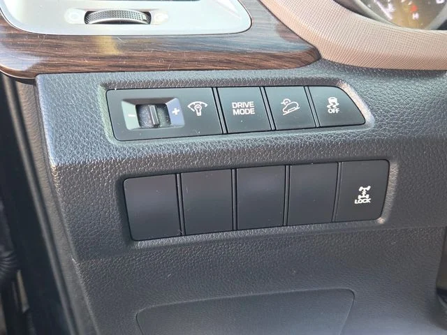 Used 2018 Black Hyundai 2.4 Base image 24