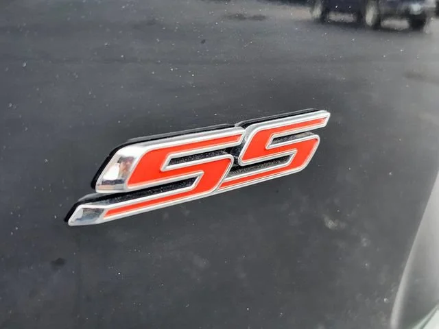 Used 2018 BLACK Chevrolet 1SS image 16