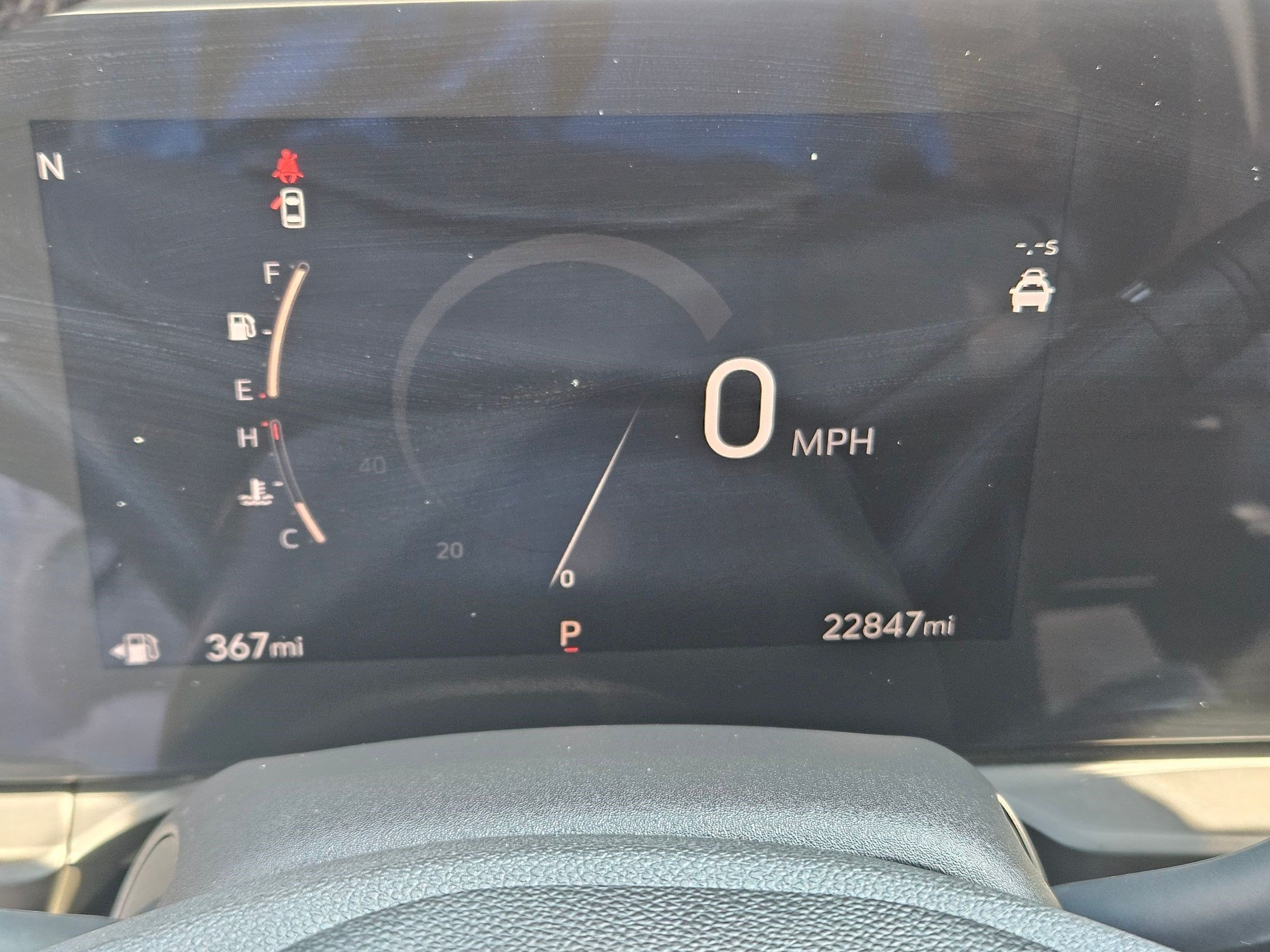 Used 2025 White Frost Tricoat Buick Avenir image 24