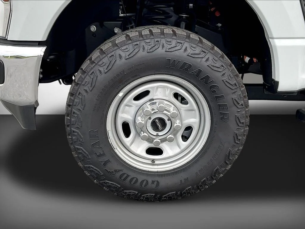 New 2026 Avalanche Ford F-350® XL image 12