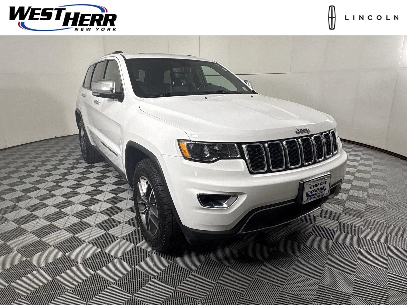 Used 2022 Bright White Clearcoat Jeep Limited image 1