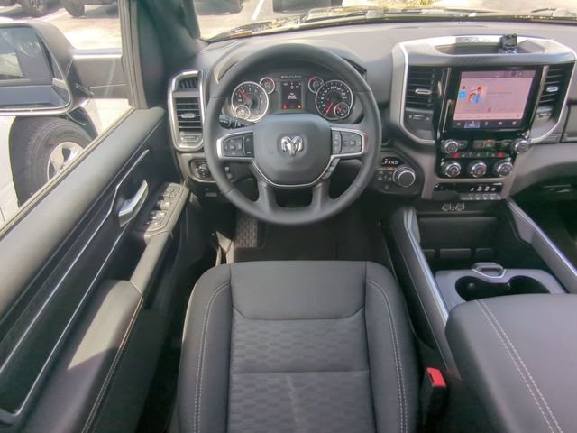 New 2026 Diamond Black Crystal Pearlcoat RAM Big Horn/Lone Star image 17