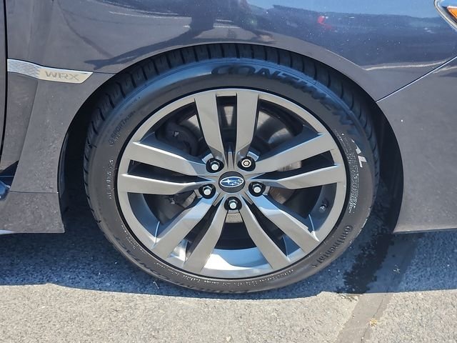Used 2017 Dark Gray Metallic Subaru Limited image 8