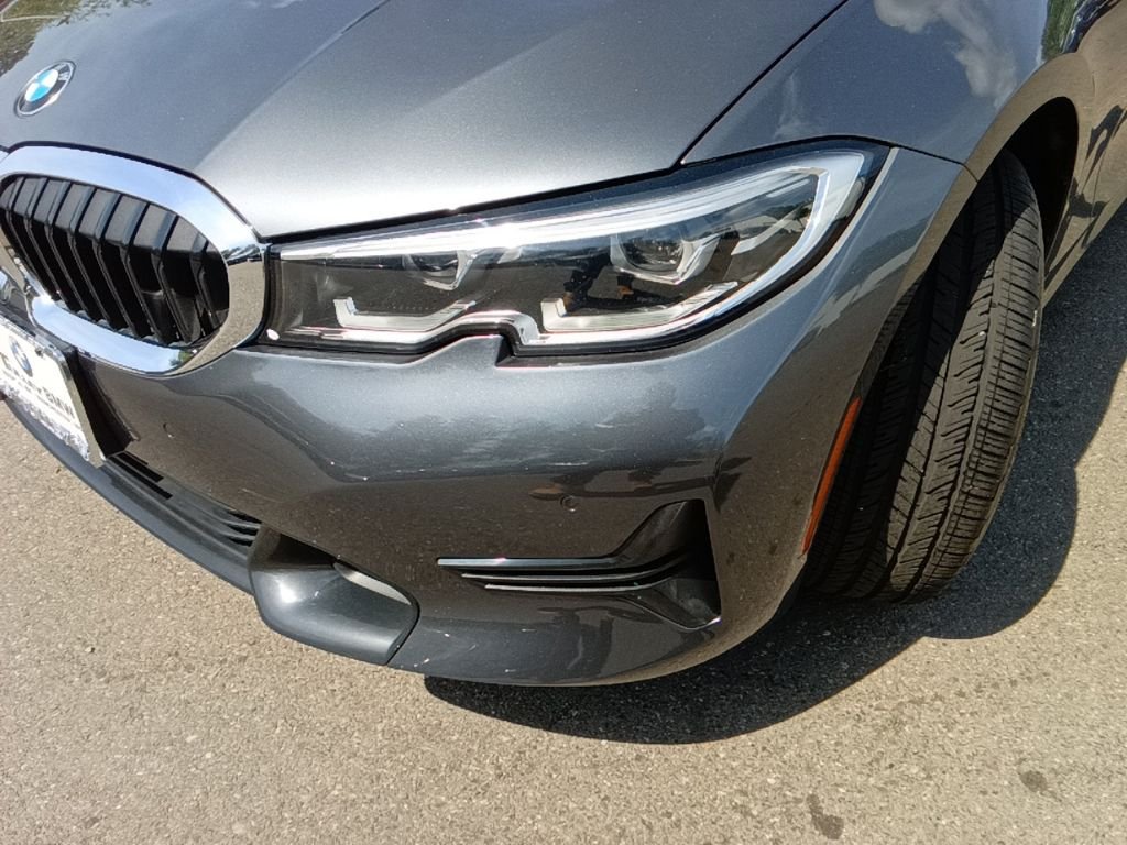 Used 2022 Mineral Grey Metallic BMW 330i xDrive image 29