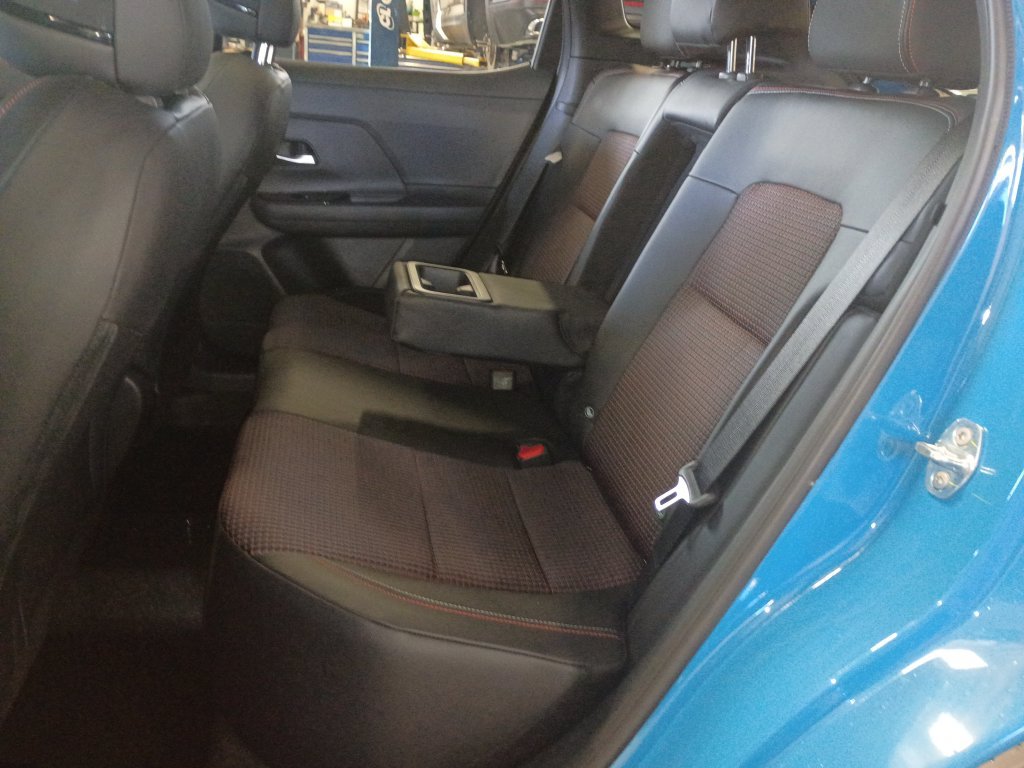 New 2027 Blue Metallic Nissan SR image 19
