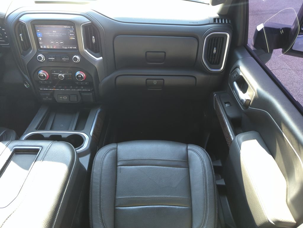 Used 2021 White GMC Denali image 15