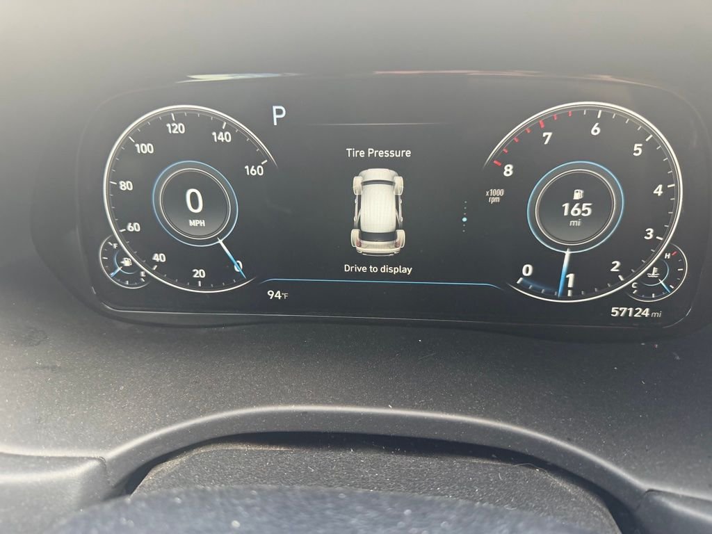 Used 2022 White Hyundai Calligraphy image 4