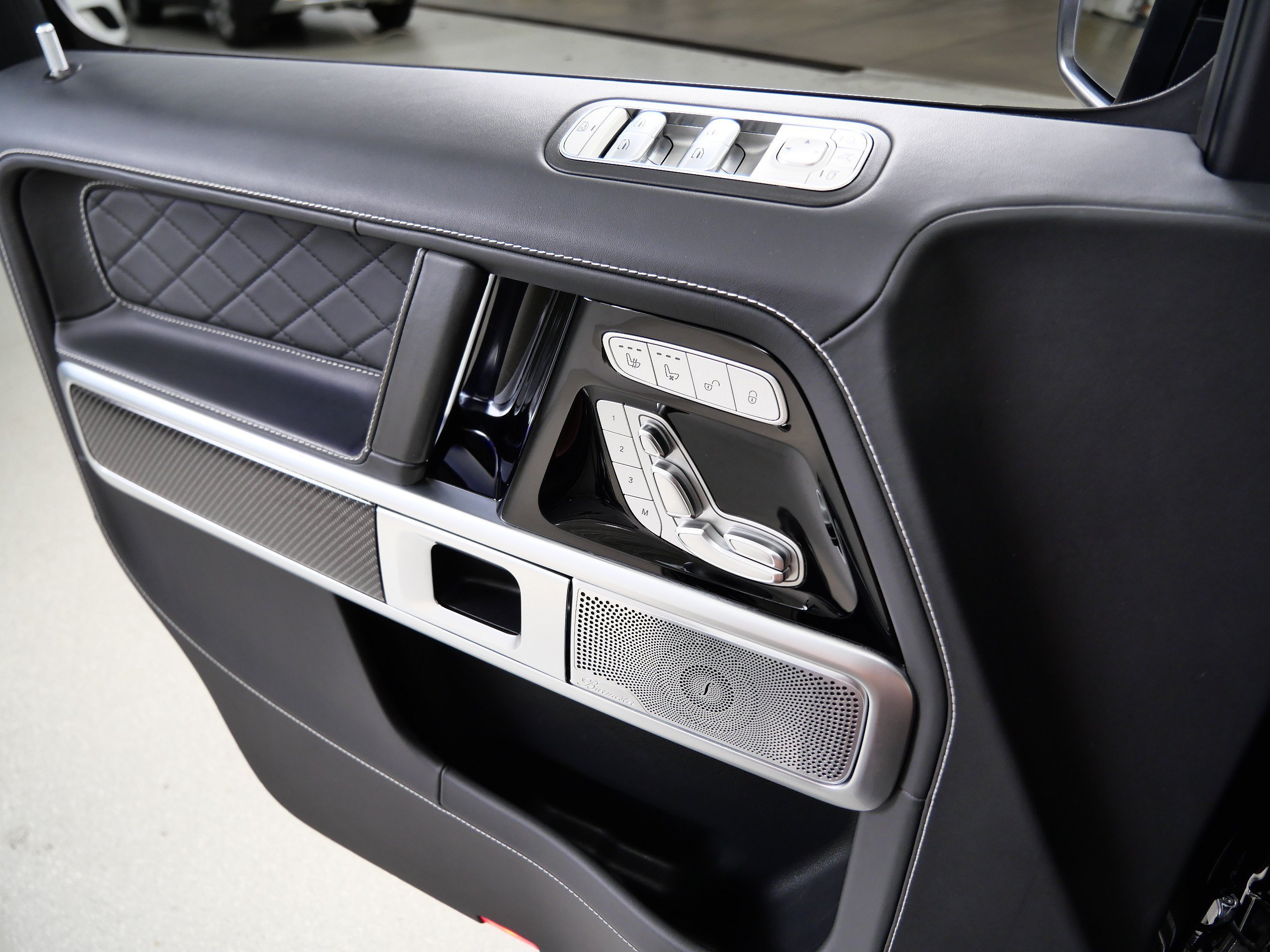 Used 2023 Obsidian Black Metallic Mercedes-Benz AMG® G 63 image 31