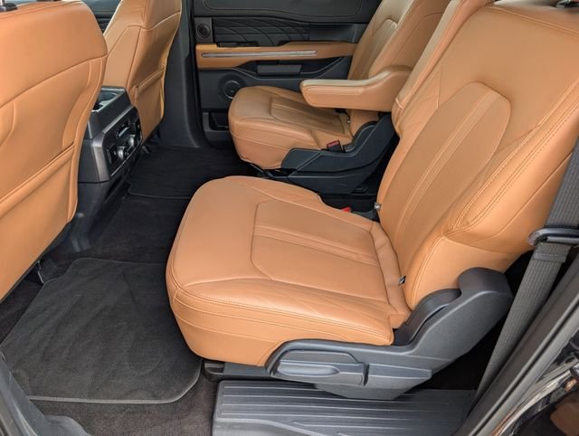 Used 2023 Black Ford Platinum image 33