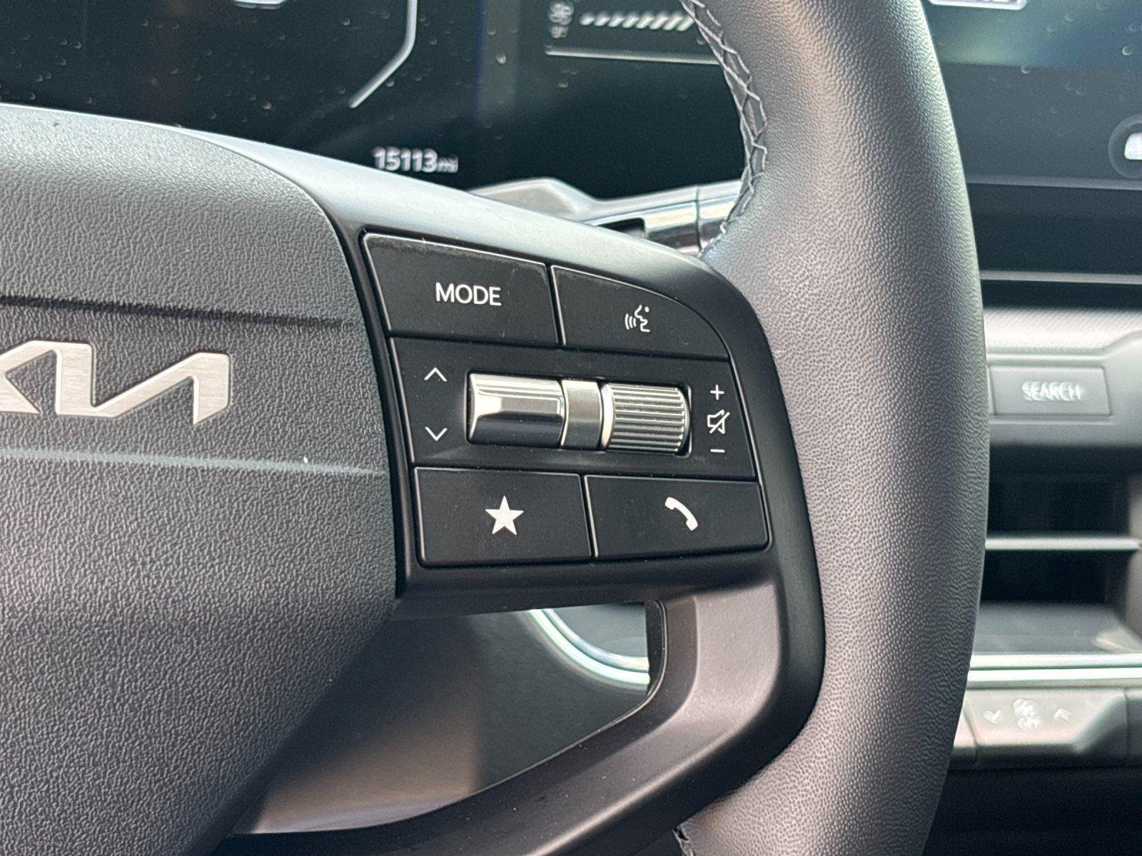 Used 2025 Interstellar Gray Kia EX image 20