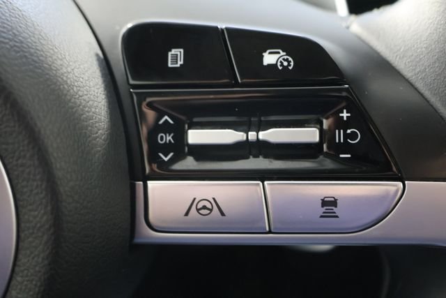 Used 2024 Black Hyundai Limited image 12