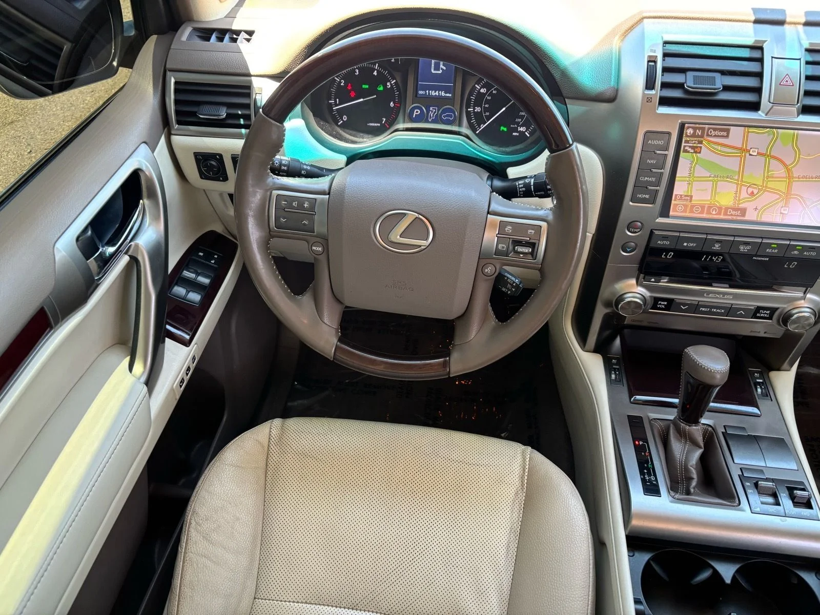 Used 2019 Starfire Pearl Lexus 460 image 12
