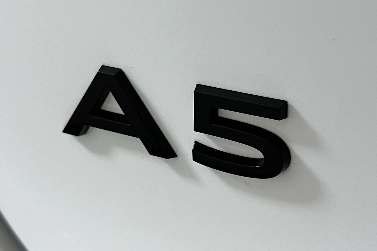 Used 2025 Arkona White Audi Premium image 10