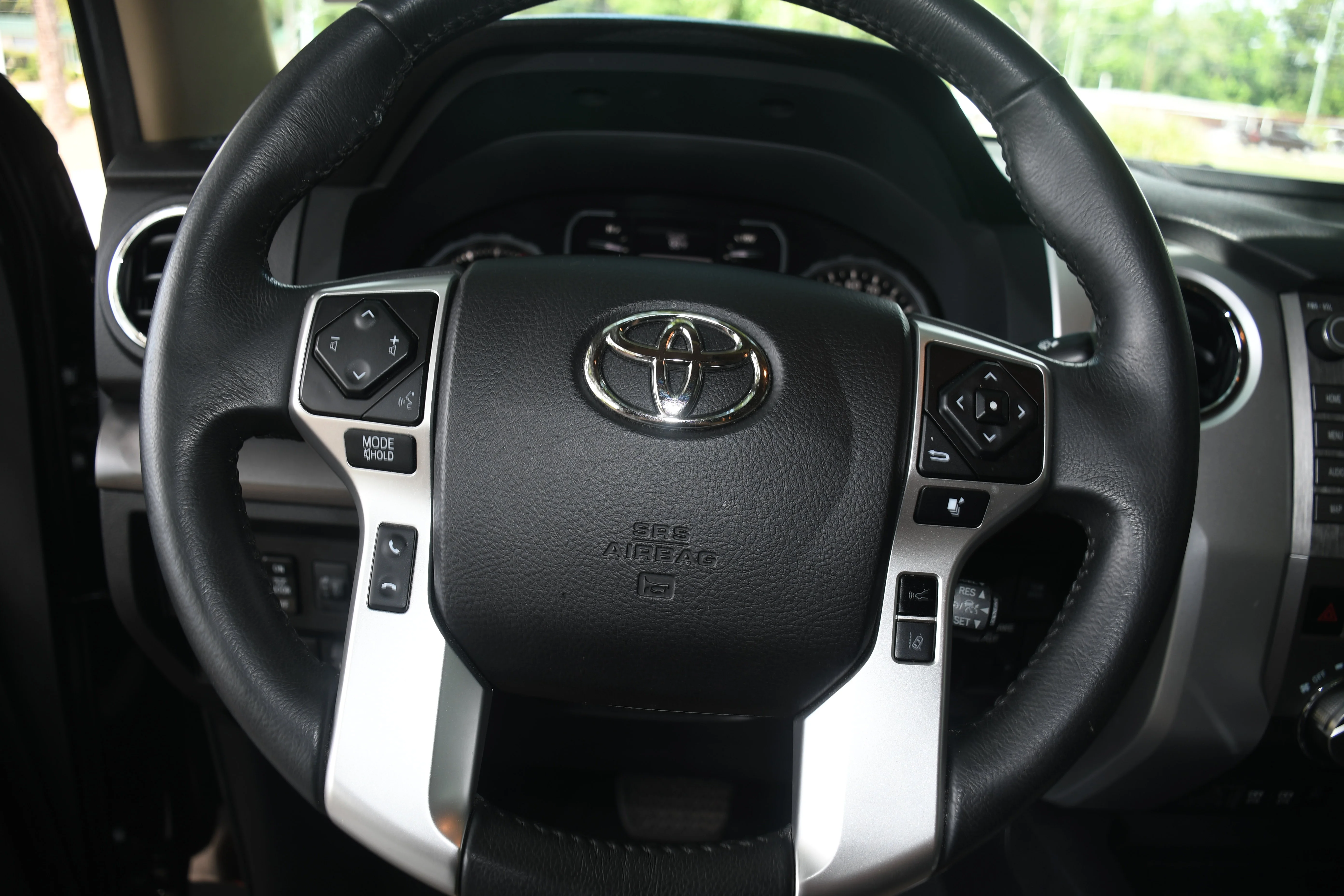 Used 2021 Black Toyota SR5 image 11