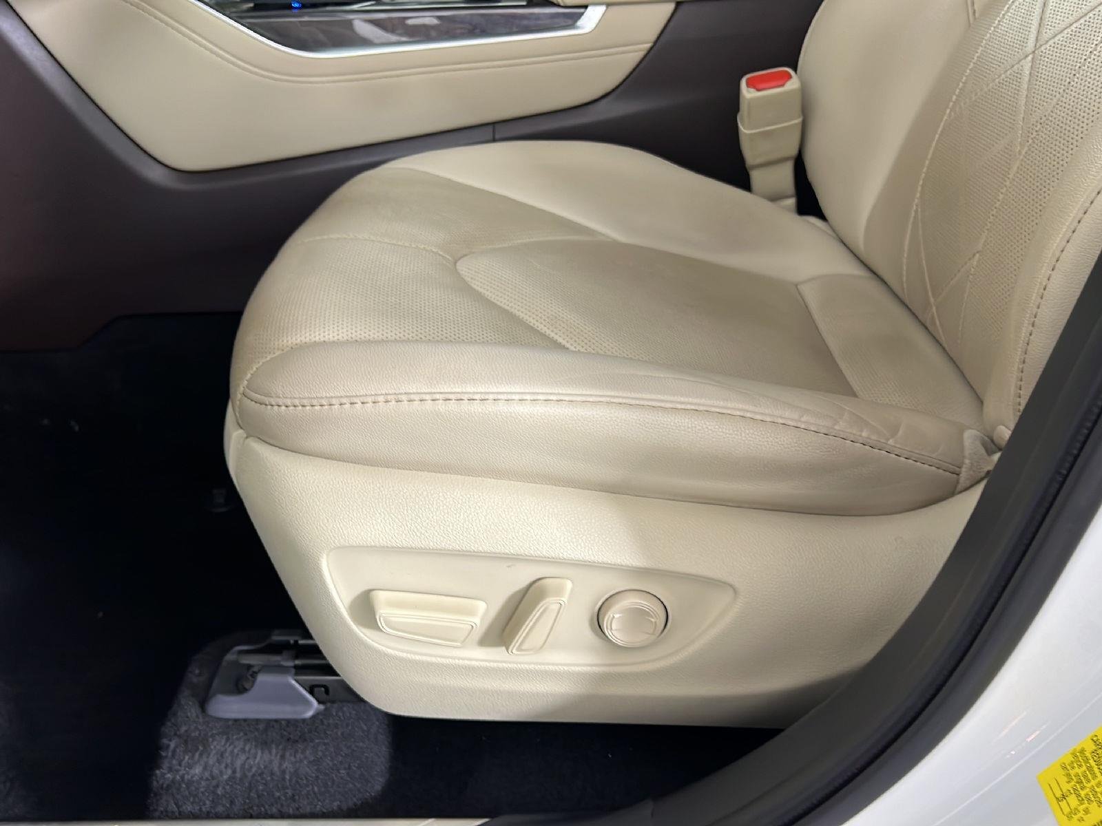 Used 2021 Blizzard Pearl Toyota Platinum image 15