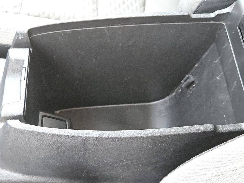Used 2022 Gray Ford SE image 45
