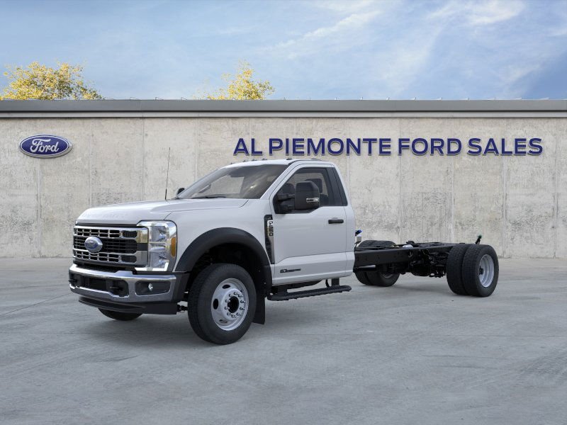 2026 Ford F-550 Super Duty Chassis Cab