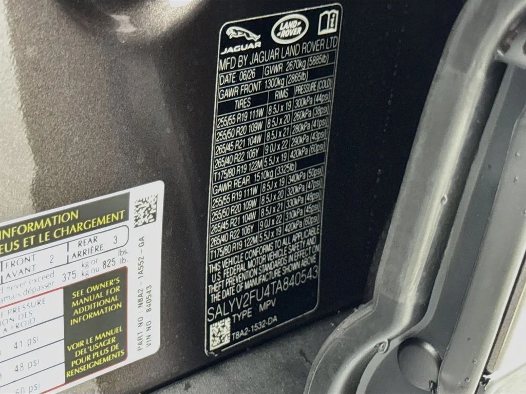 New 2026 Charente Grey Land Rover Belgravia Edition image 33